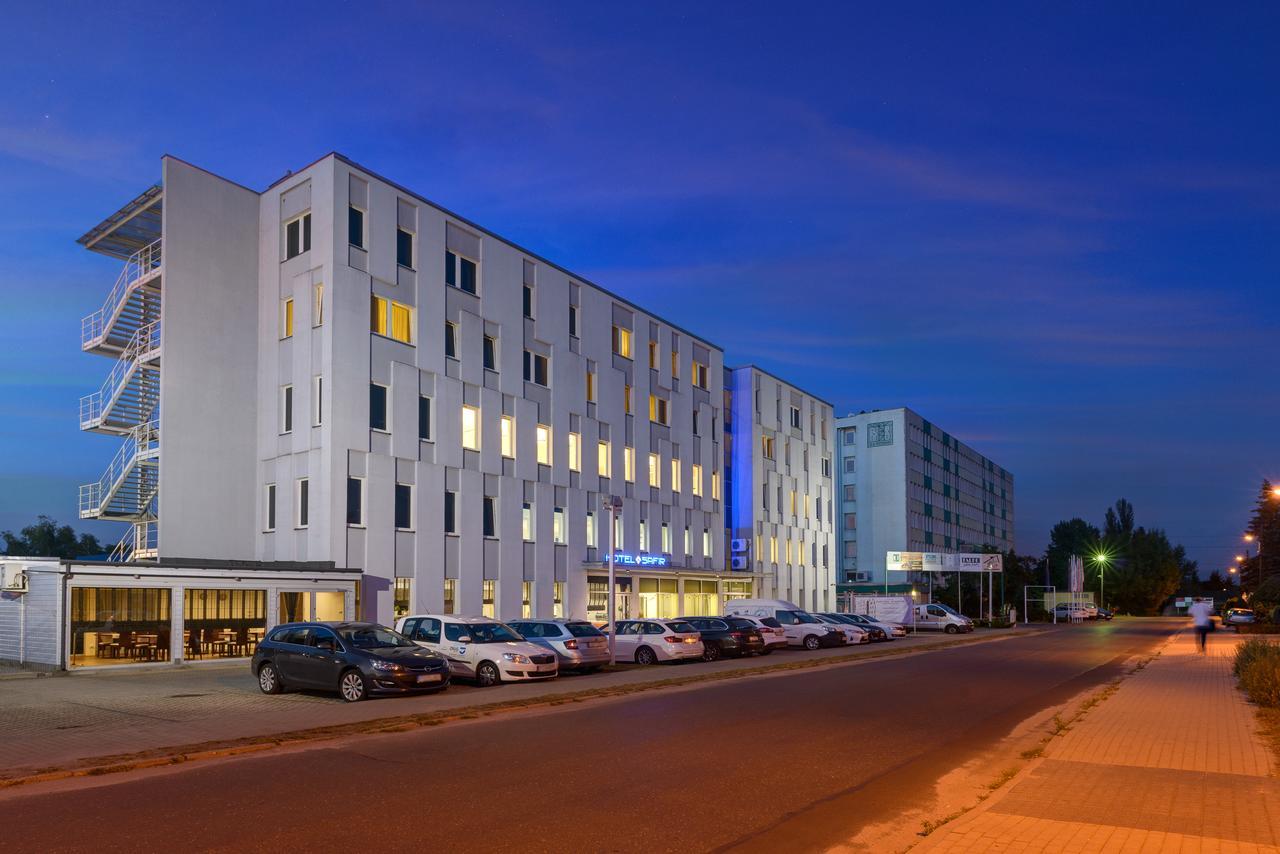 Hotel Safir Poznań Kültér fotó
